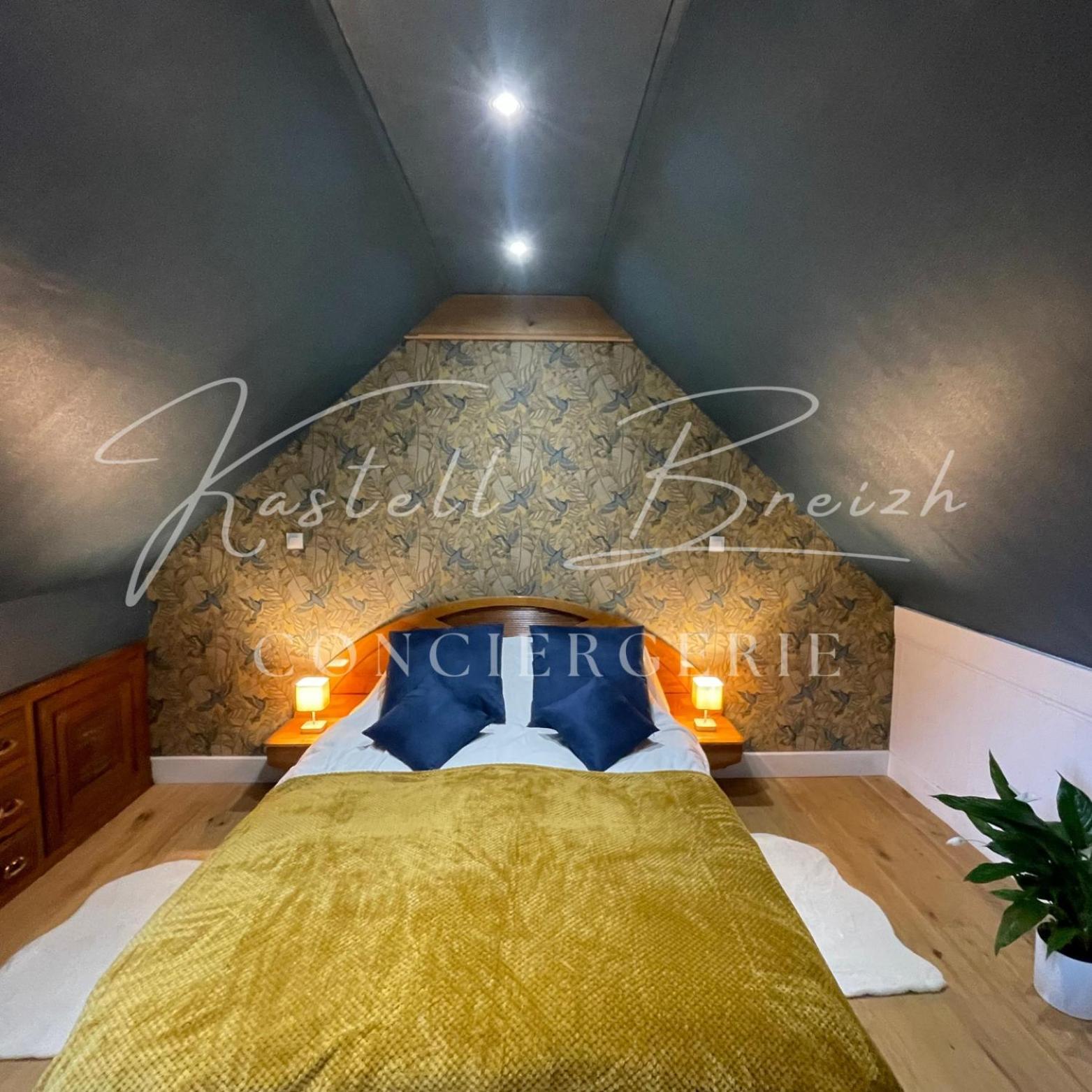 Villa La Familiale Du Manoir De Kerollivier à Saint-Gilles-Pligeaux Extérieur photo