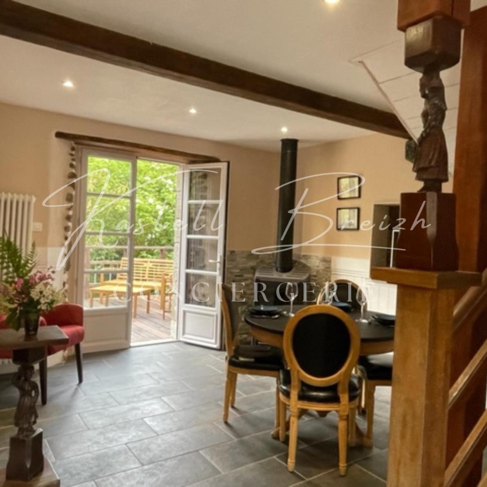 Villa La Familiale Du Manoir De Kerollivier à Saint-Gilles-Pligeaux Extérieur photo